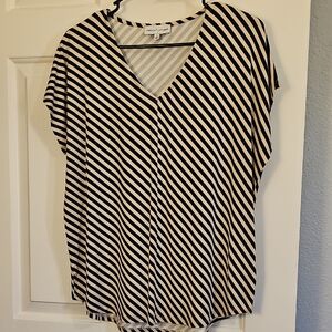 Gibson Latimer Black and White Striped V-Neck Blouse